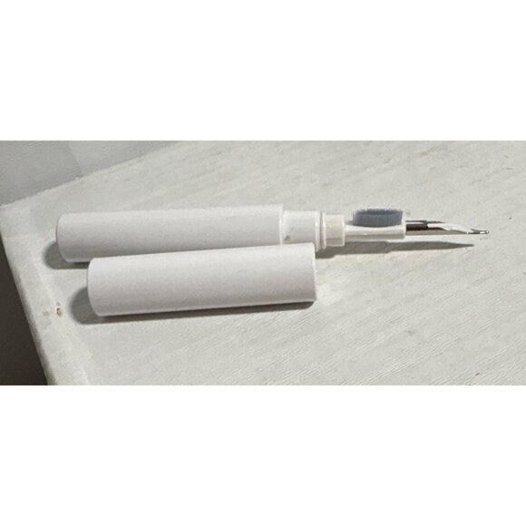 NBA Team Logo AirPods Pro Case Cover With Cleaning Tool & Key Ring NEW - Picture 5 of 8